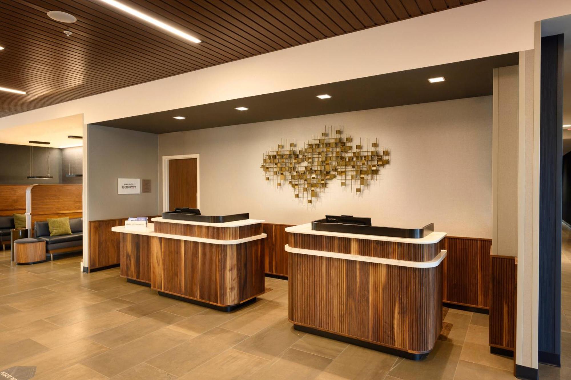 Courtyard By Marriott Charlotte Waverly Exterior photo
